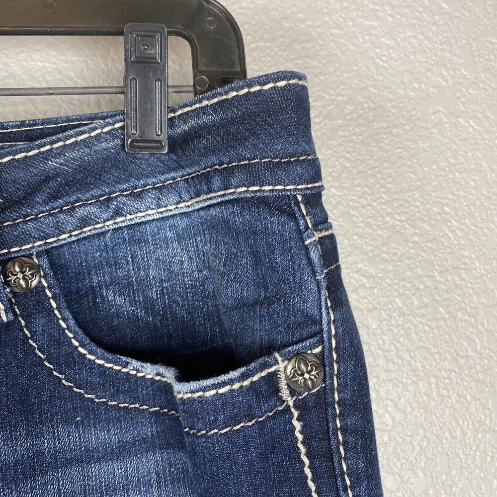 Miss Me Womens Jeans 34 X 29 CAPRIS Signature Boot Mid Rise Jeweled Pocket - Picture 4 of 11